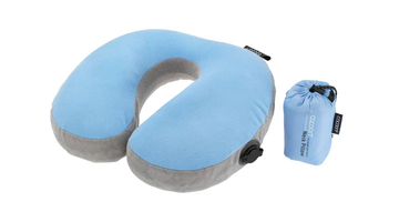 How to Use a Travel Pillow: Mastering the Art of Comfort